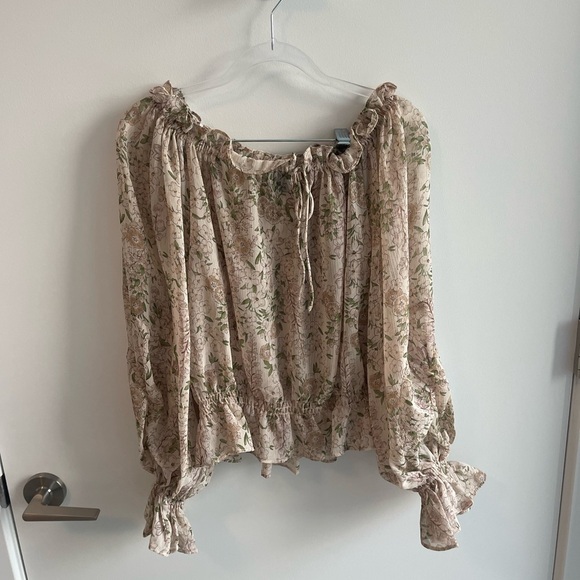 Vici Floral Off-Shoulder Blouse - Picture 1 of 6